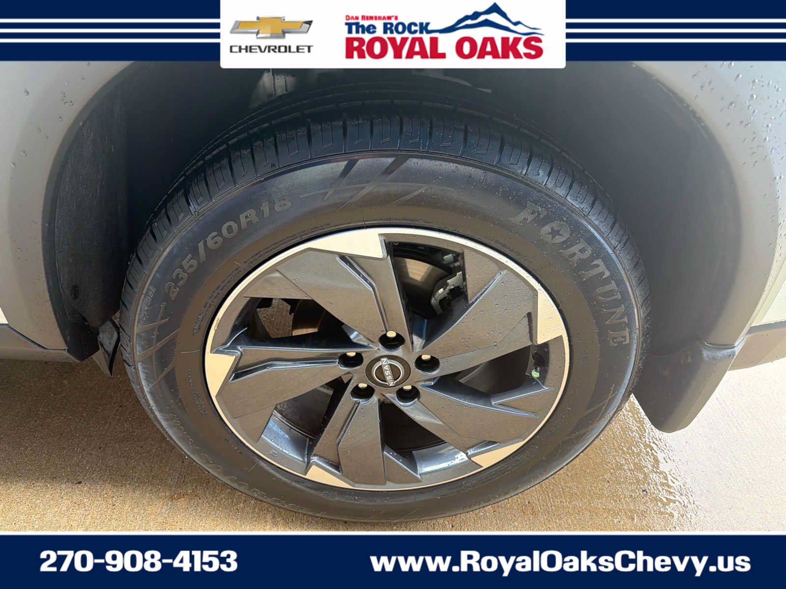 Used 2025 Nissan Rogue SV FWD image 11