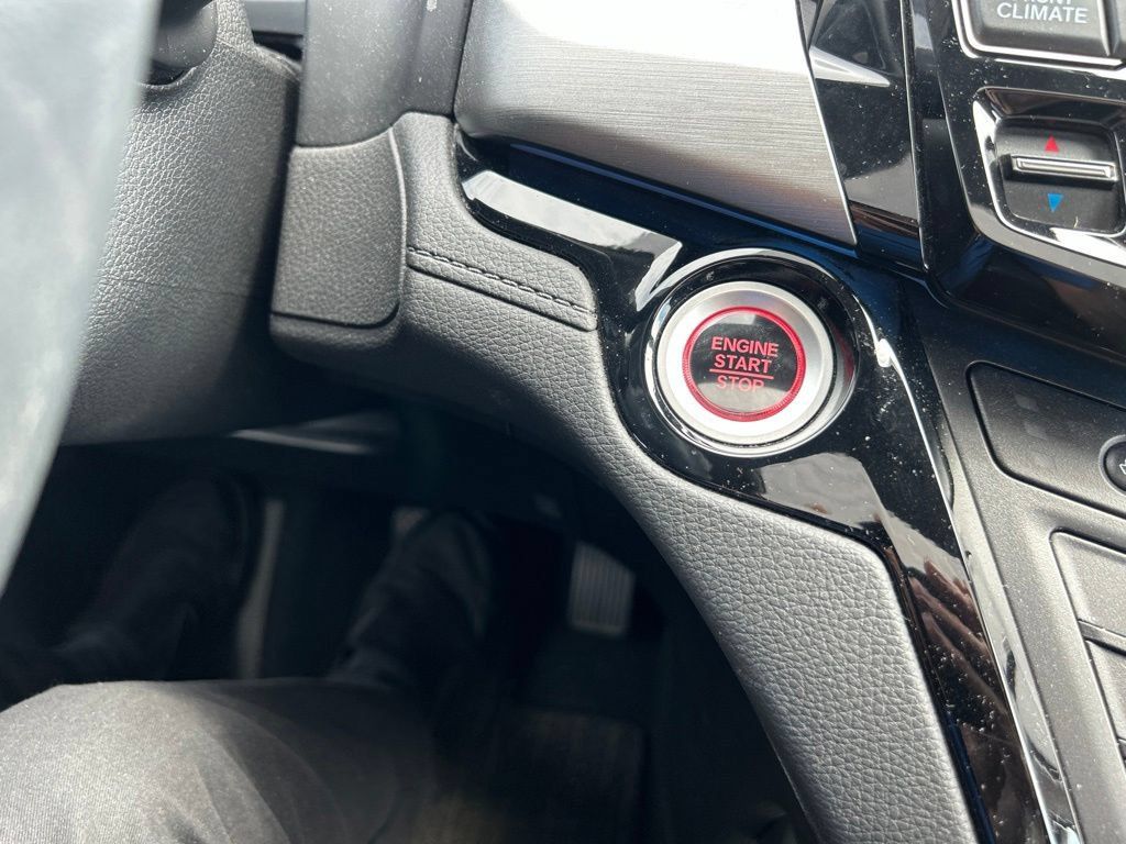 Used 2023 Honda Odyssey Touring image 18