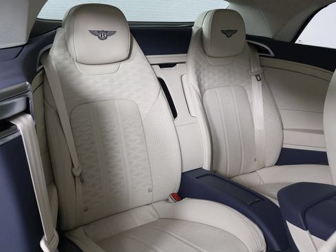 New 2026 Bentley Continental GTC AWD/4WD image 33
