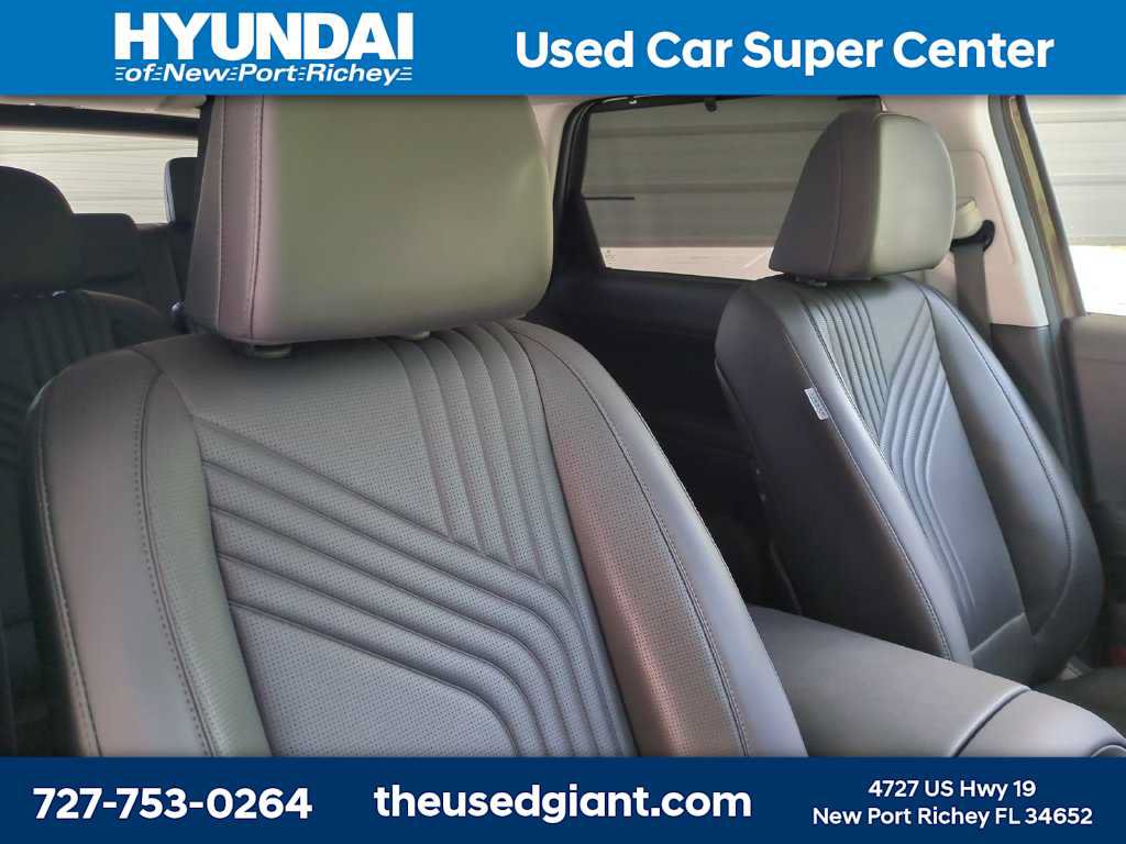 Used 2026 Hyundai Palisade SEL FWD image 7
