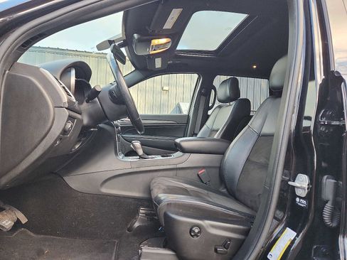 Used 2021 Jeep Grand Cherokee Laredo X image 13