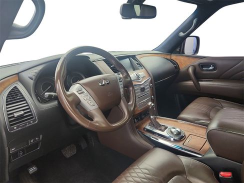 Used 2015 INFINITI QX80 4WD w/ Limited Package image 10