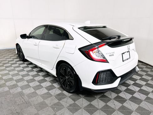 Used 2019 Honda Civic EX image 5