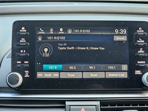 Used 2019 Honda Accord Sport image 38