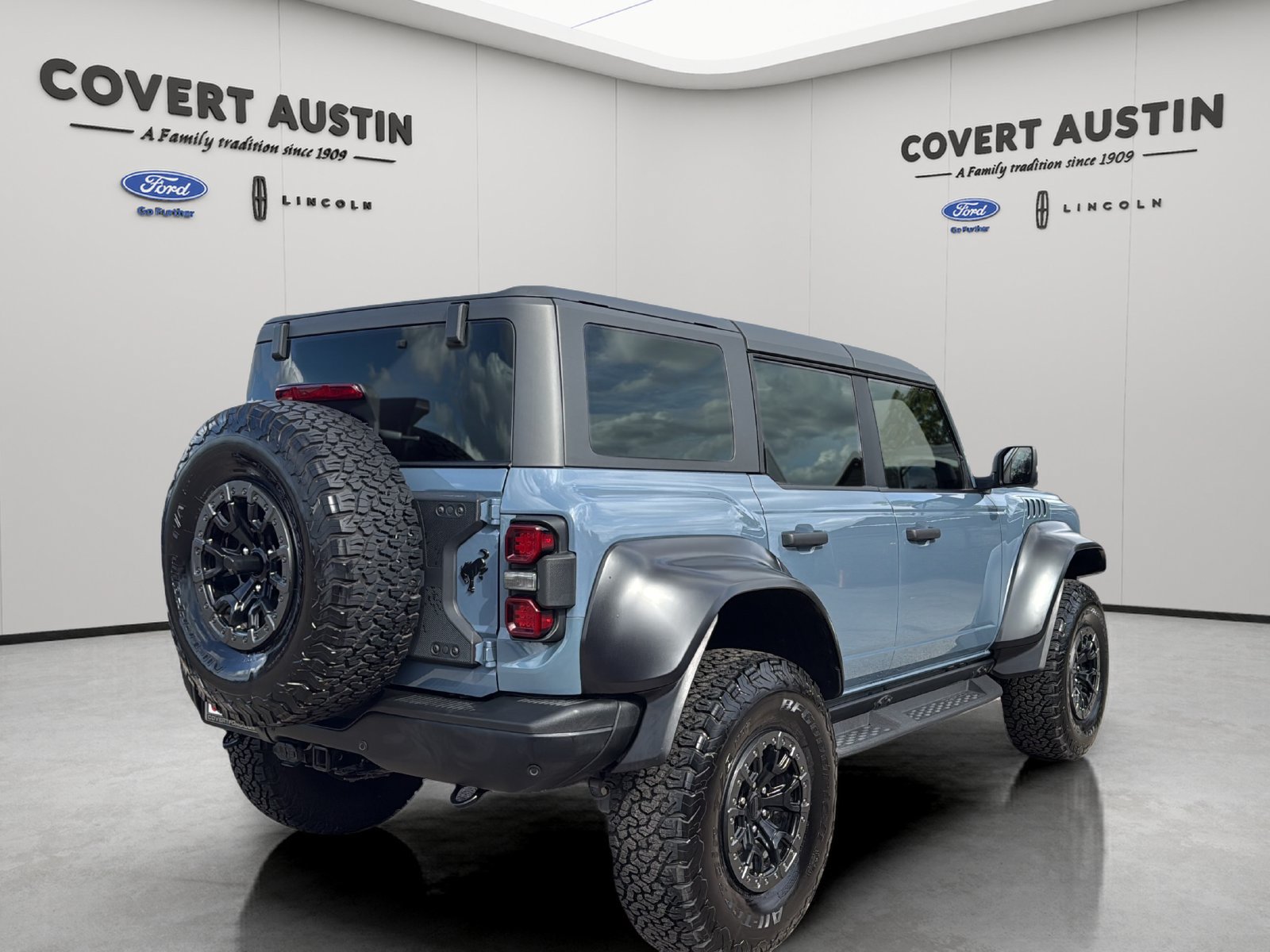 Used 2023 Ford Bronco Raptor AWD/4WD image 5