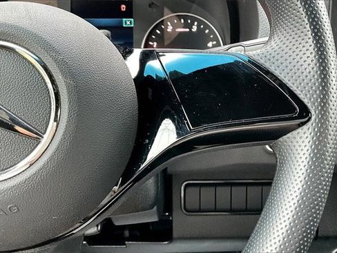 Used 2025 Mercedes-Benz Sprinter 2500 image 14