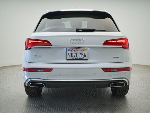 Used 2023 Audi Q5 2.0T Prestige w/ Prestige Package image 4