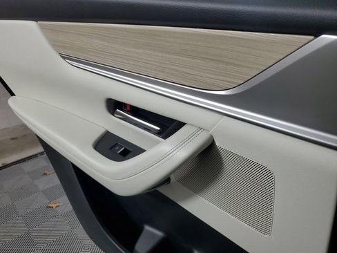 Used 2025 MAZDA CX-90 3.3 Turbo w/ Premium Plus Pkg image 19