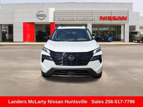 Used 2026 Nissan Rogue SV FWD image 11