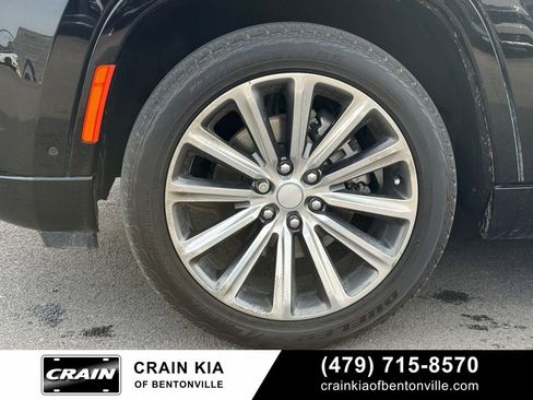 Used 2022 Jeep Grand Wagoneer Series II w/ Convenience Group III image 35