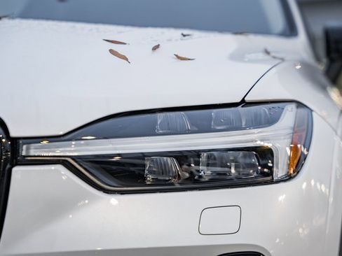 New 2026 Volvo XC60 B5 Ultra w/ Climate Package image 13