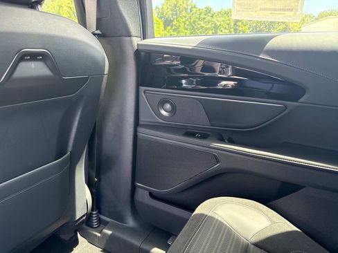 New 2025 Lincoln Nautilus Reserve w/ Jet Appearance Package image 15