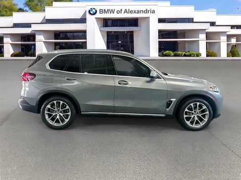 Used 2024 BMW X5 xDrive50e AWD/4WD image 4