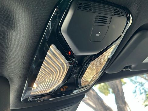 Used 2026 BMW X5 sDrive40i image 22