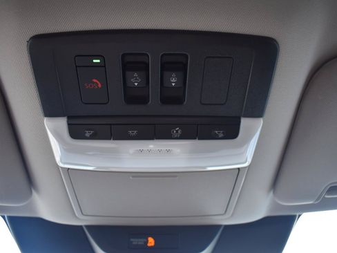 New 2026 Nissan Pathfinder Platinum FWD image 47