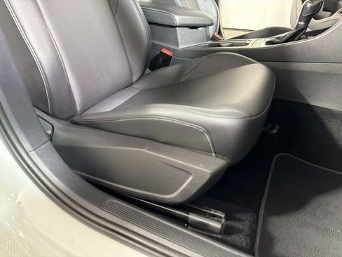 Used 2019 Volkswagen Jetta SE FWD image 24