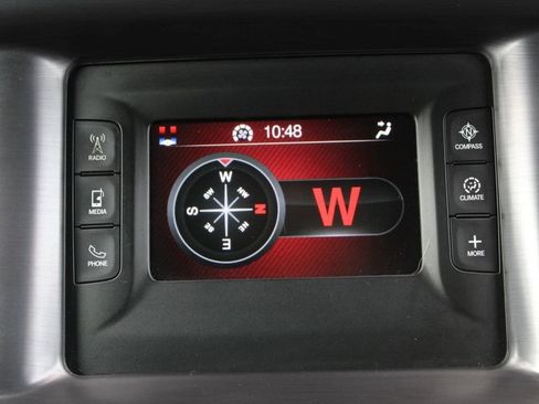 Used 2016 Dodge Charger SE RWD image 17