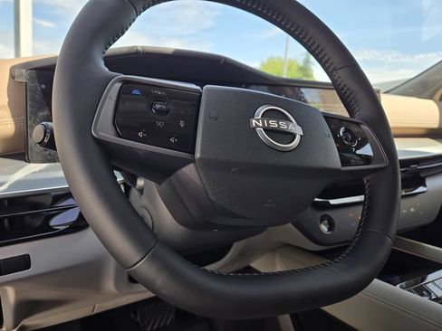 New 2026 Nissan Murano Platinum w/ Cargo Package AWD/4WD image 14