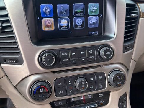 Used 2017 GMC Yukon Denali w/ Open Road Package image 10