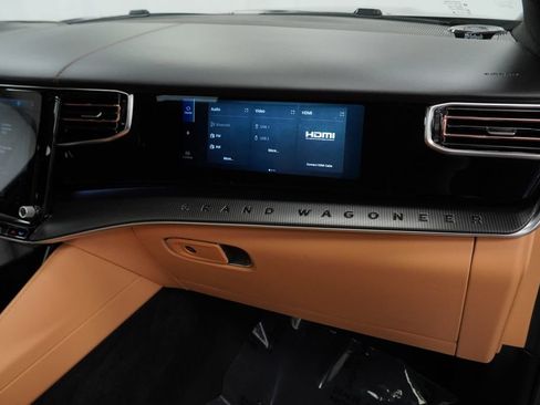 Certified 2025 Jeep Grand Wagoneer Series III w/ Rear Seat Video Group 1 AWD/4WD image 52