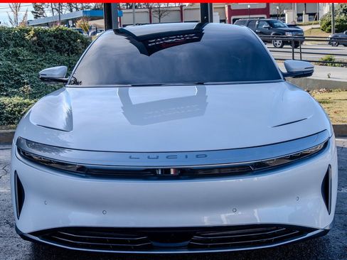 Used 2023 Lucid Air Touring image 2