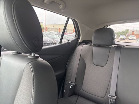 Used 2025 Buick Encore GX Preferred AWD/4WD image 34