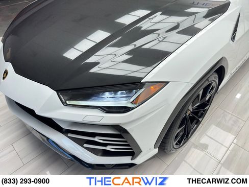 Used 2020 Lamborghini Urus image 48