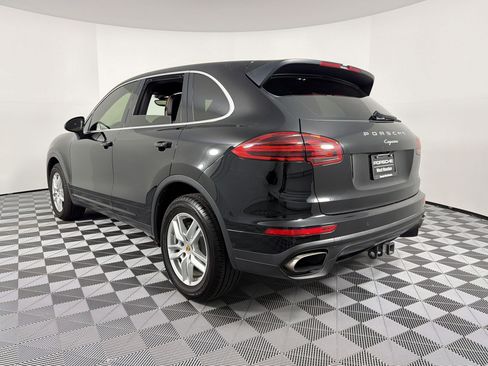 Used 2016 Porsche Cayenne image 3