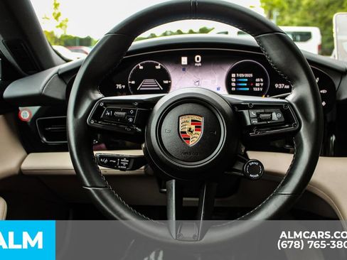 Used 2023 Porsche Taycan 4S w/ Performance Package image 25