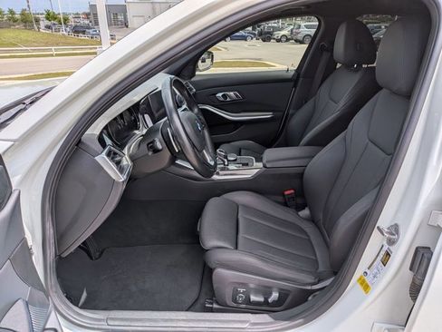 Used 2020 BMW 330i Sedan w/ Convenience Package image 16