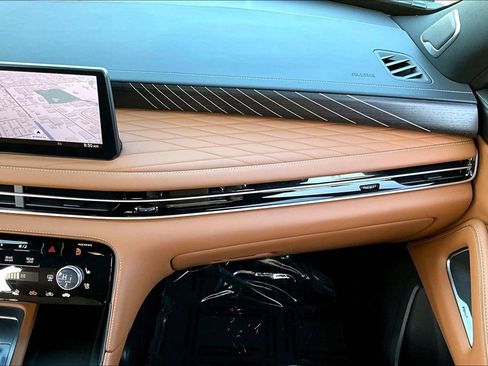 Certified 2026 INFINITI QX60 Autograph w/ Dark Cargo Package image 28