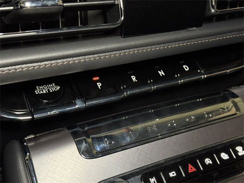 New 2025 Lincoln Aviator Premiere image 26