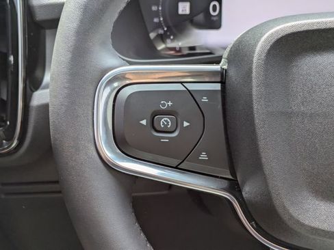 Certified 2023 Volvo C40 P8 Recharge Ultimate AWD/4WD image 29