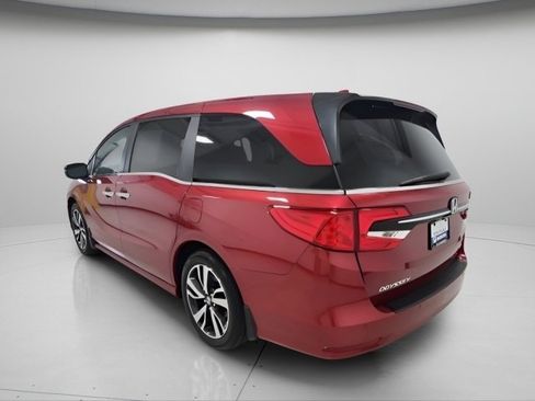 Used 2024 Honda Odyssey Touring image 13
