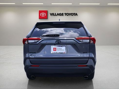 Certified 2023 Toyota RAV4 XLE w/ Convenience Package image 4