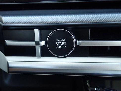 Used 2025 Hyundai Santa Fe SE image 21