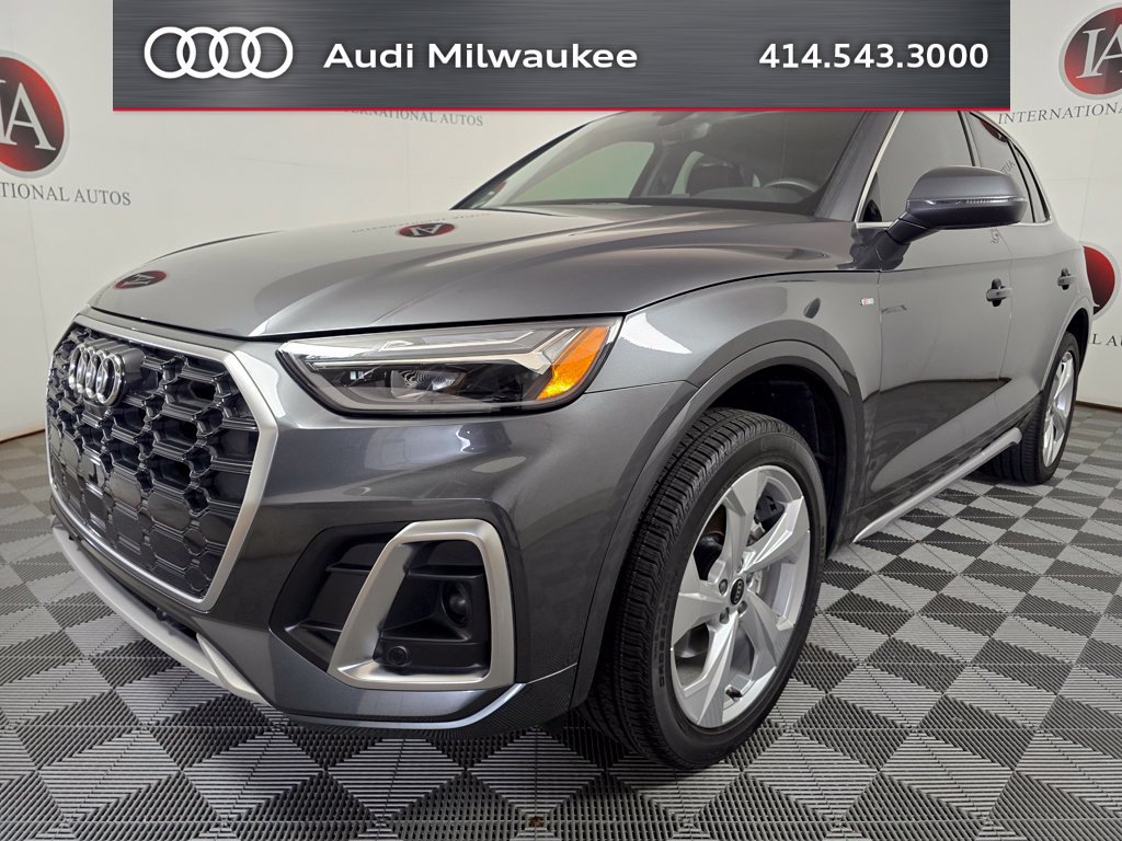 Used 2023 Audi Q5 2.0T Premium Plus w/ Premium Plus Package AWD/4WD image 5