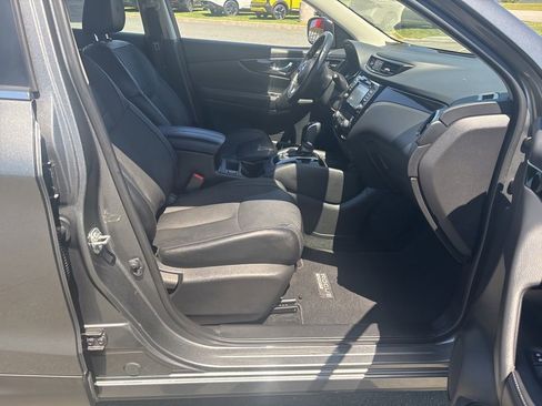 Used 2018 Nissan Rogue Sport SL AWD/4WD image 34