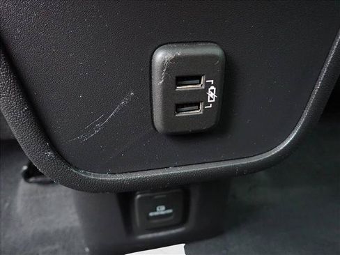 Used 2021 GMC Terrain SLT w/ Infotainment Package II AWD/4WD image 10