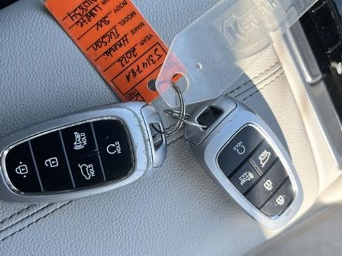 Used 2022 Hyundai Tucson SEL w/ Convenience + Premium Package image 14