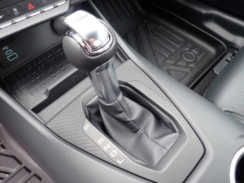 Used 2024 Ford Mustang Premium image 24