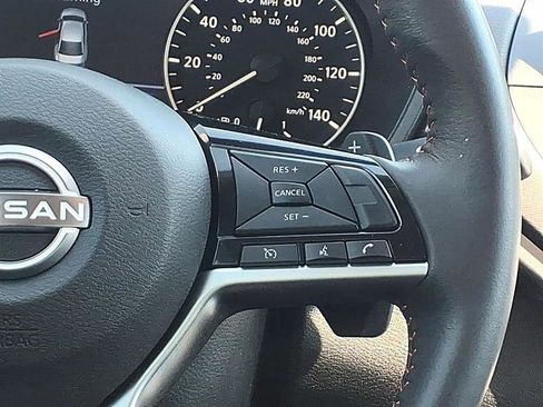 Used 2023 Nissan Altima 2.5 SR FWD image 26
