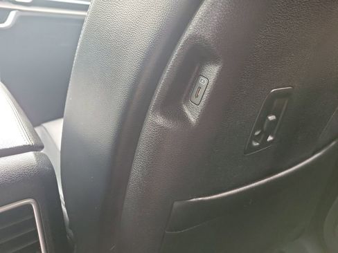 Used 2023 Kia Sportage EX FWD image 17