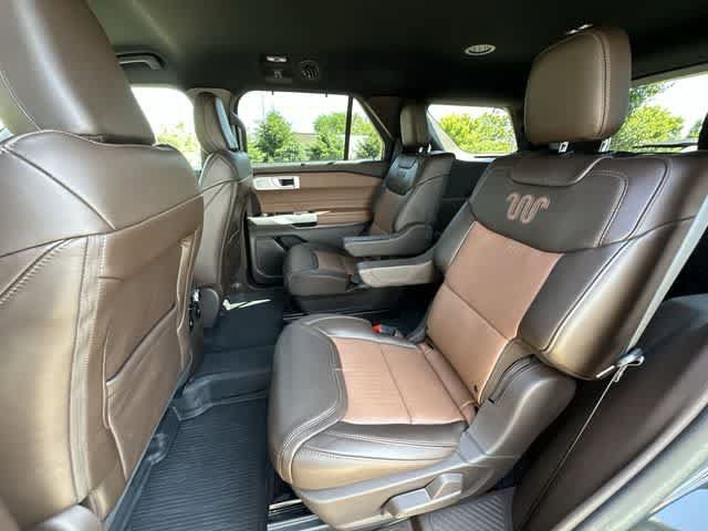 Used 2023 Ford Explorer King Ranch w/ Technology Package AWD/4WD image 19