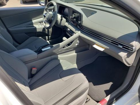 New 2026 Hyundai Elantra Sport FWD image 20