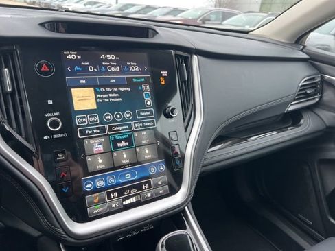 Used 2025 Subaru Outback Limited image 17