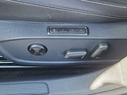 Used 2021 Volkswagen Jetta SEL Premium FWD image 25