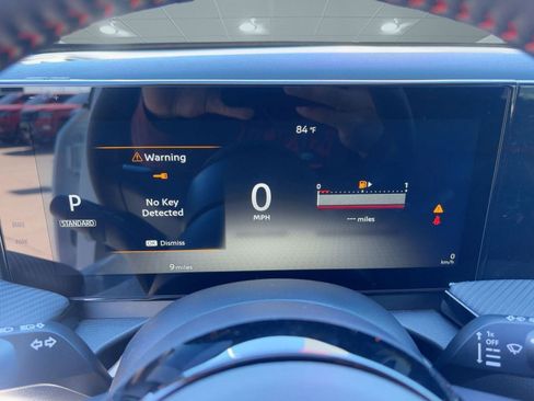 New 2026 Nissan Kicks SR w/ Cold Weather Package image 18