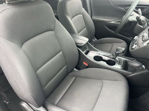 Certified 2024 Chevrolet Malibu LT FWD image 9