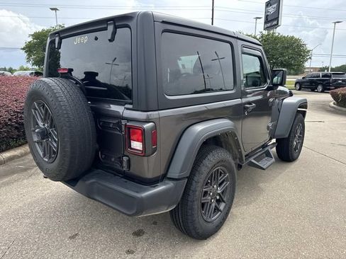 Used 2024 Jeep Wrangler Sport AWD/4WD image 5